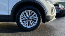 Volkswagen T-Roc 1.0 TSI Life 5dr Petrol Hatchback